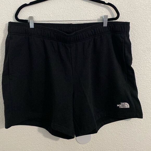 NWT-The North face- relaxed fit evolution short-black- Size 3XL - Picture 1 of 8